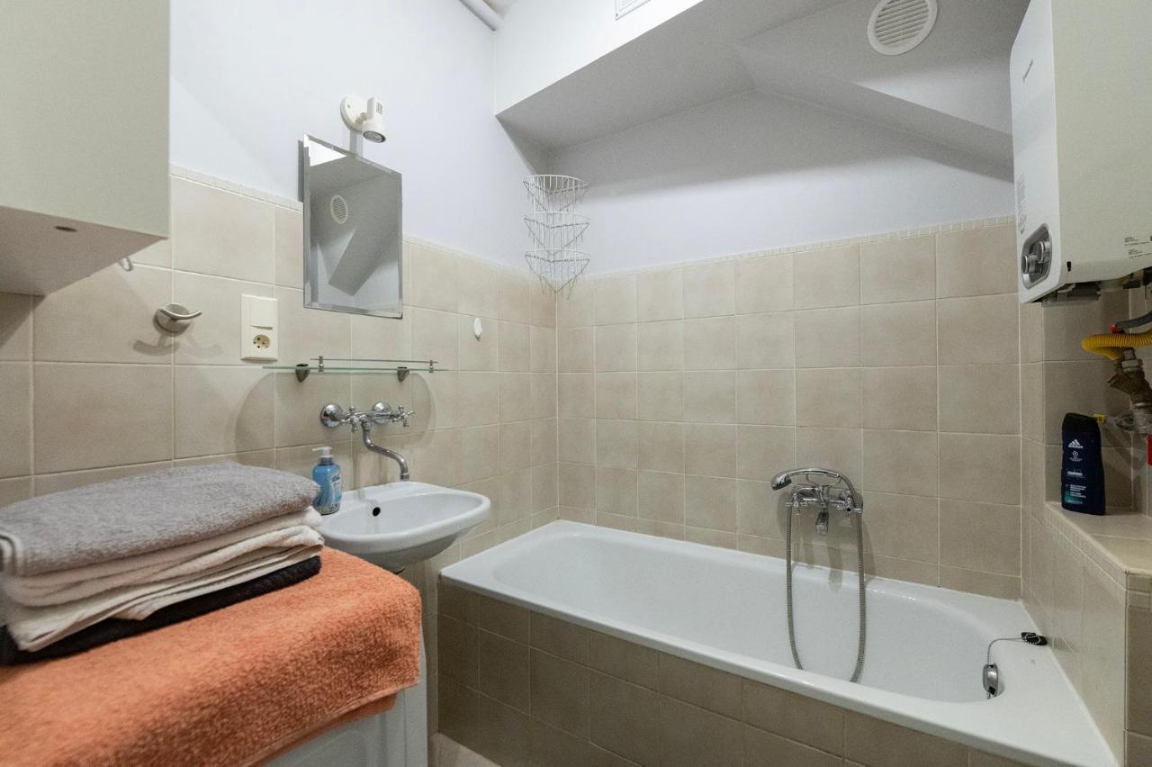 Apartament In Centre Free Parking *